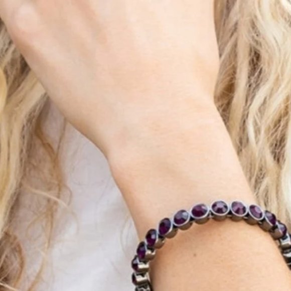 New Plunder Design Adeline Magnetic Bangle Bracelet New With Tags - Picture 3 of 3